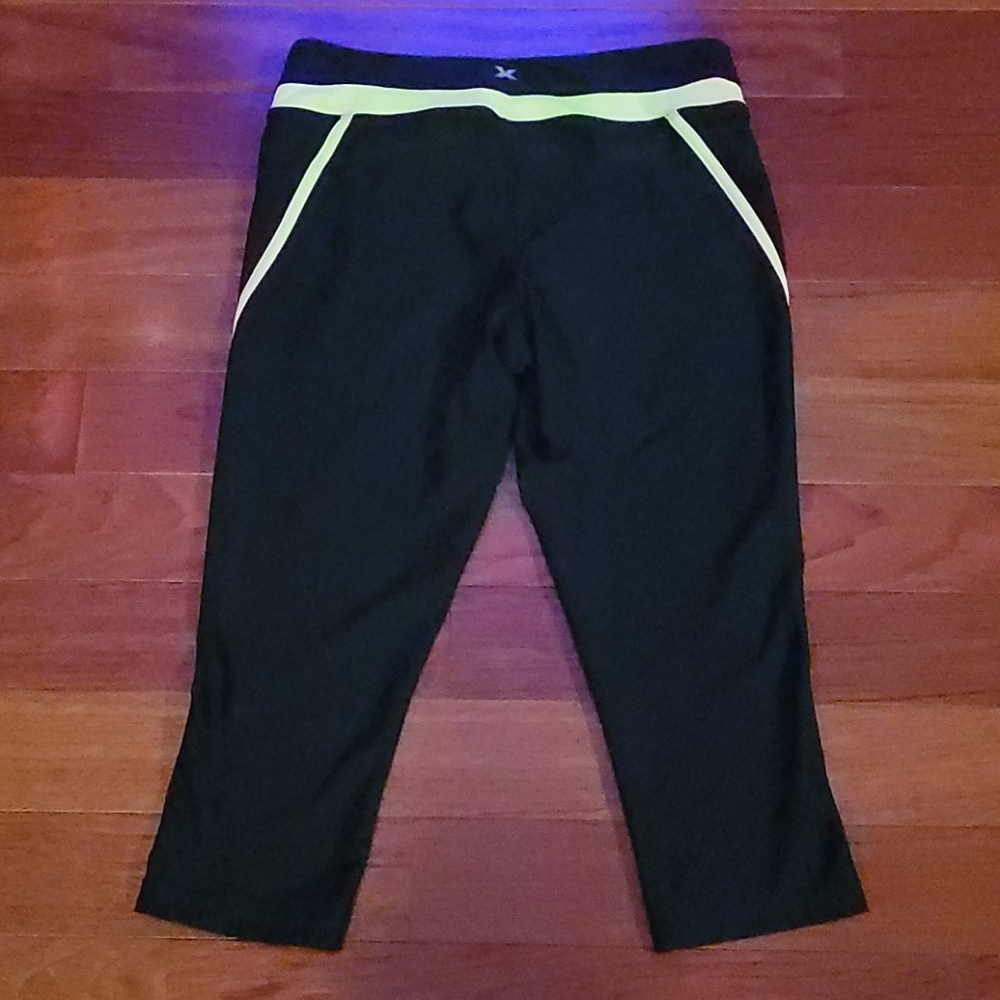 Fila M long sleeve black & neon yellow workout set - Picture 13 of 15